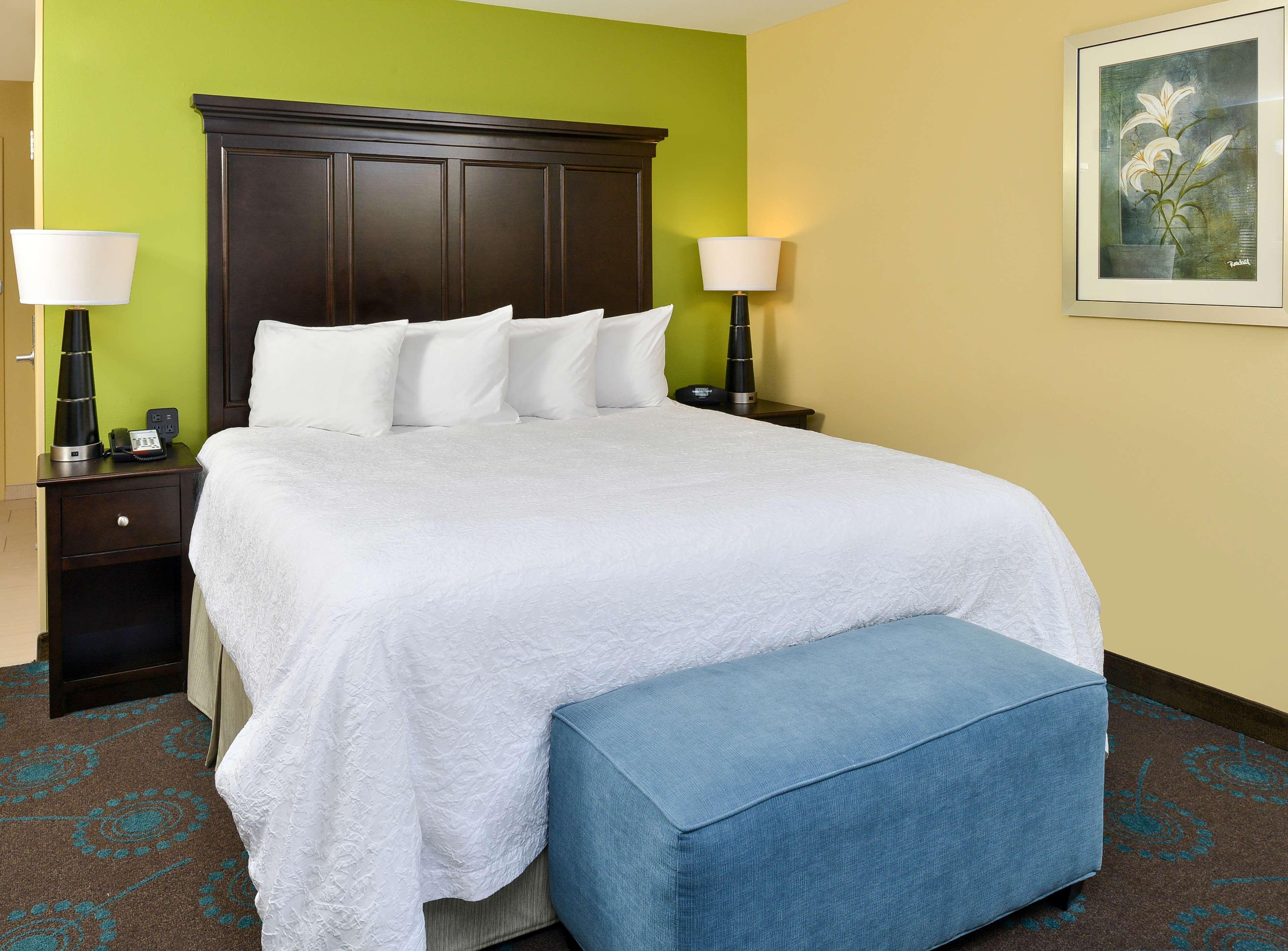 Hampton Inn Iowa City/University Area Exterior photo
