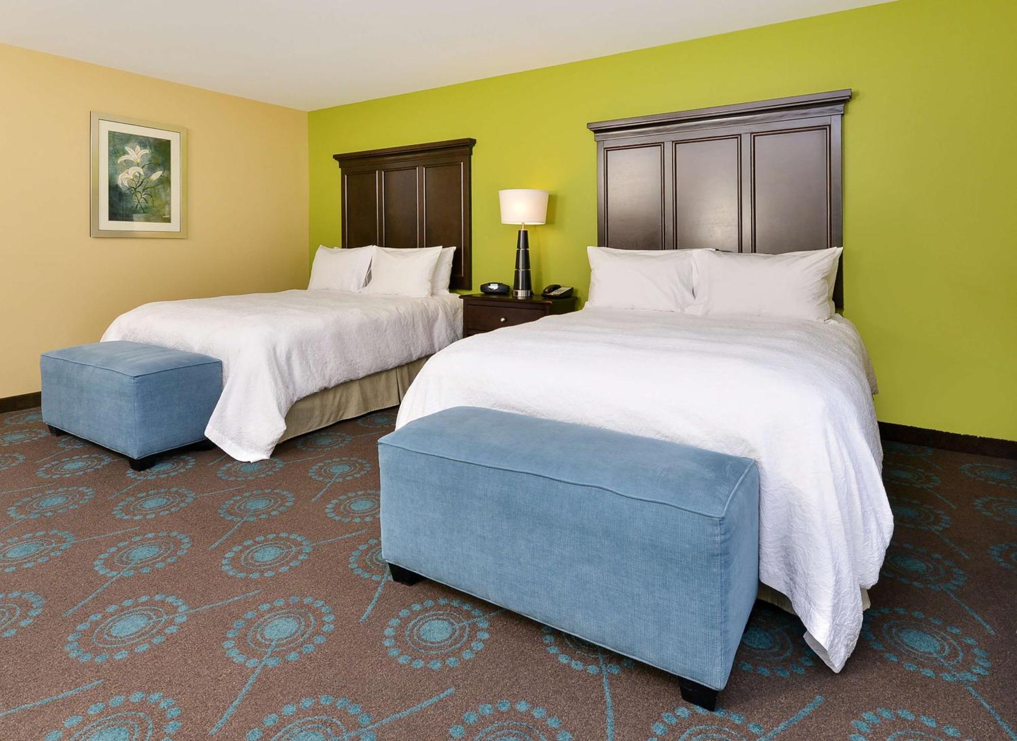Hampton Inn Iowa City/University Area Exterior photo